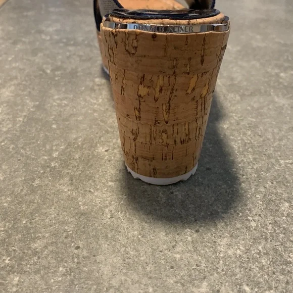 Donald Pliner wedge shoes size 9 NWOB - Picture 7 of 10